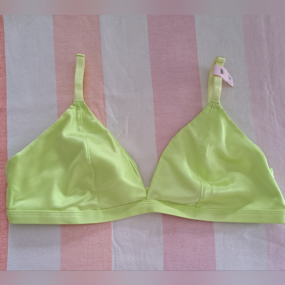 VS Bralette (M) New